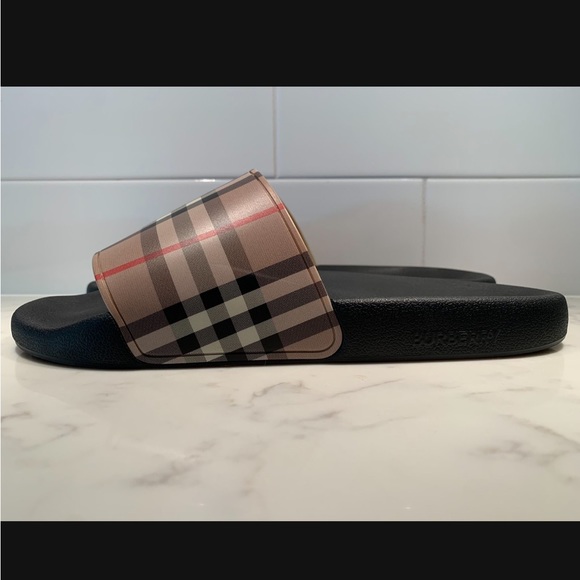 Burberry Slides (Archive Beige) - Picture 7 of 7